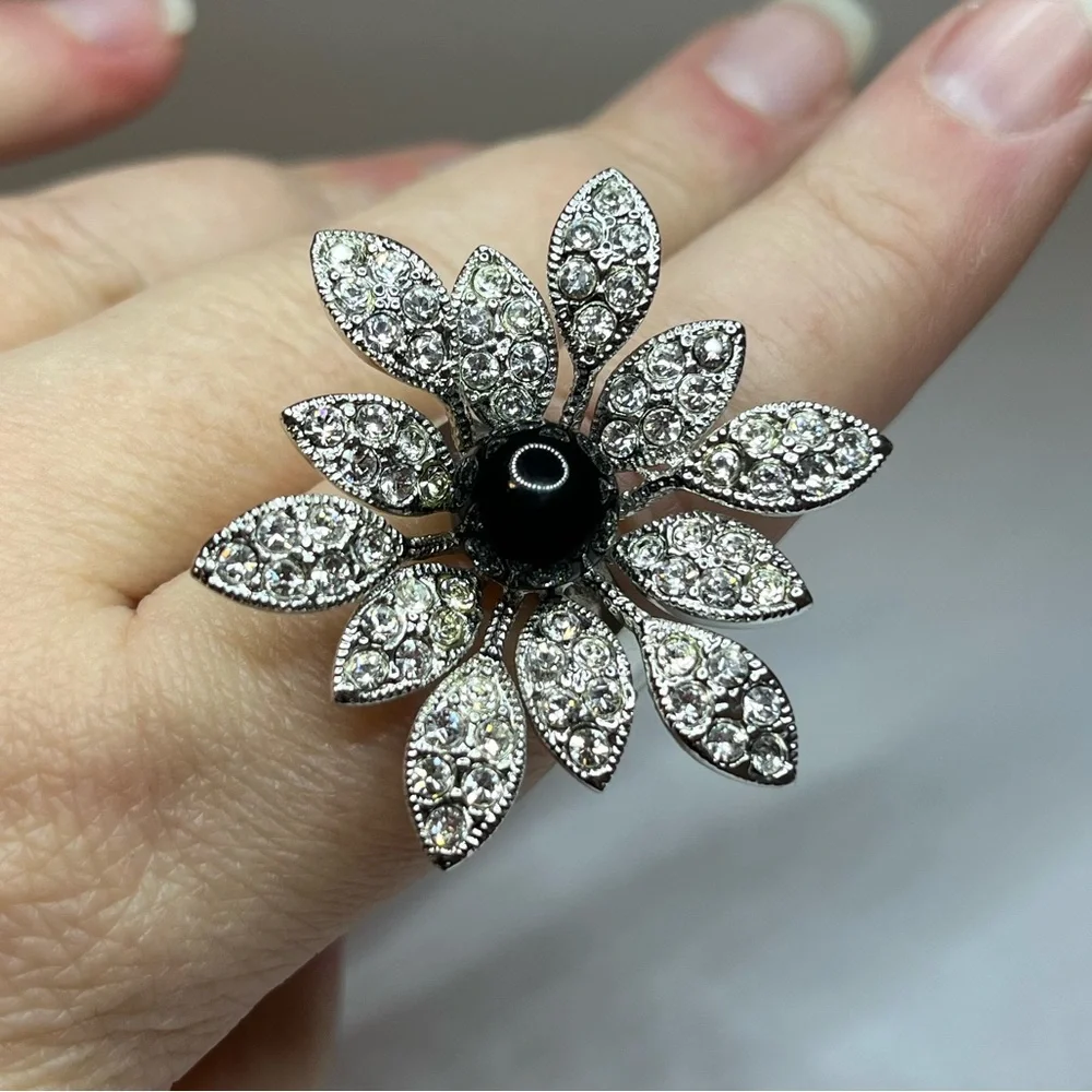 Silver Rhinestone Flower Ring - Picture 1 of 9